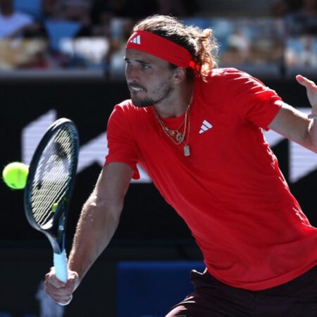 Alexander Zverev Zooms Into Australian Open Fourth Round