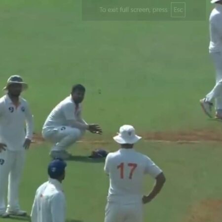 Huge controversy in Ranji Trophy as Shreyas Iyer Survives Caught Behind Appeal. Jammu and Kashmir Players in Shock