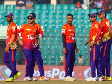 Bus Driver Locks Players' Kits Over Non-Payment, EPIC Drama Unfolds in Bangladesh T20 League