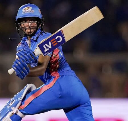 Mi w vs dc wpl 2025 harmanpreet kaur likely complete 8000 t20 career runs